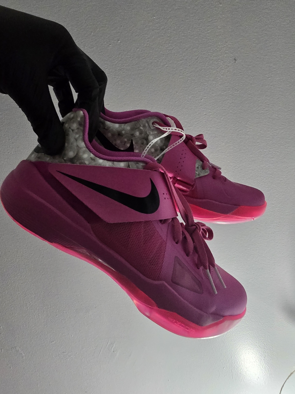 Nike Zoom KD 4 Aunt Pearl Pinkfire Pink Black HF9098-600 Men NWOB Size 10